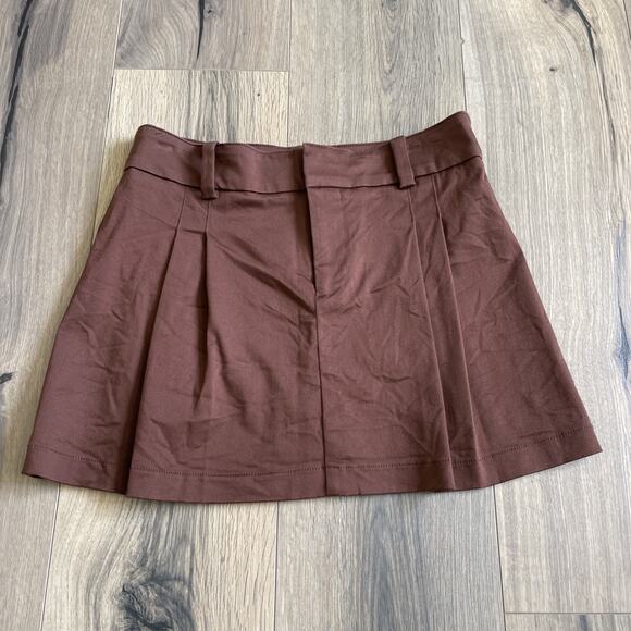 Aritzia Sunday Best Rider Short Mini Skirt Brown Academia Pleats Size 4 EUC - Picture 4 of 12